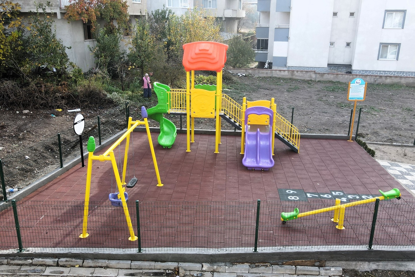 Mustafakemalpaşaya Yeni̇ Bi̇r Park Kazandirildi (5)