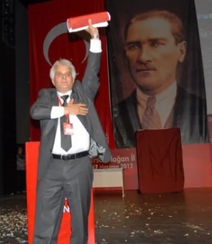 3 Metin Çelik