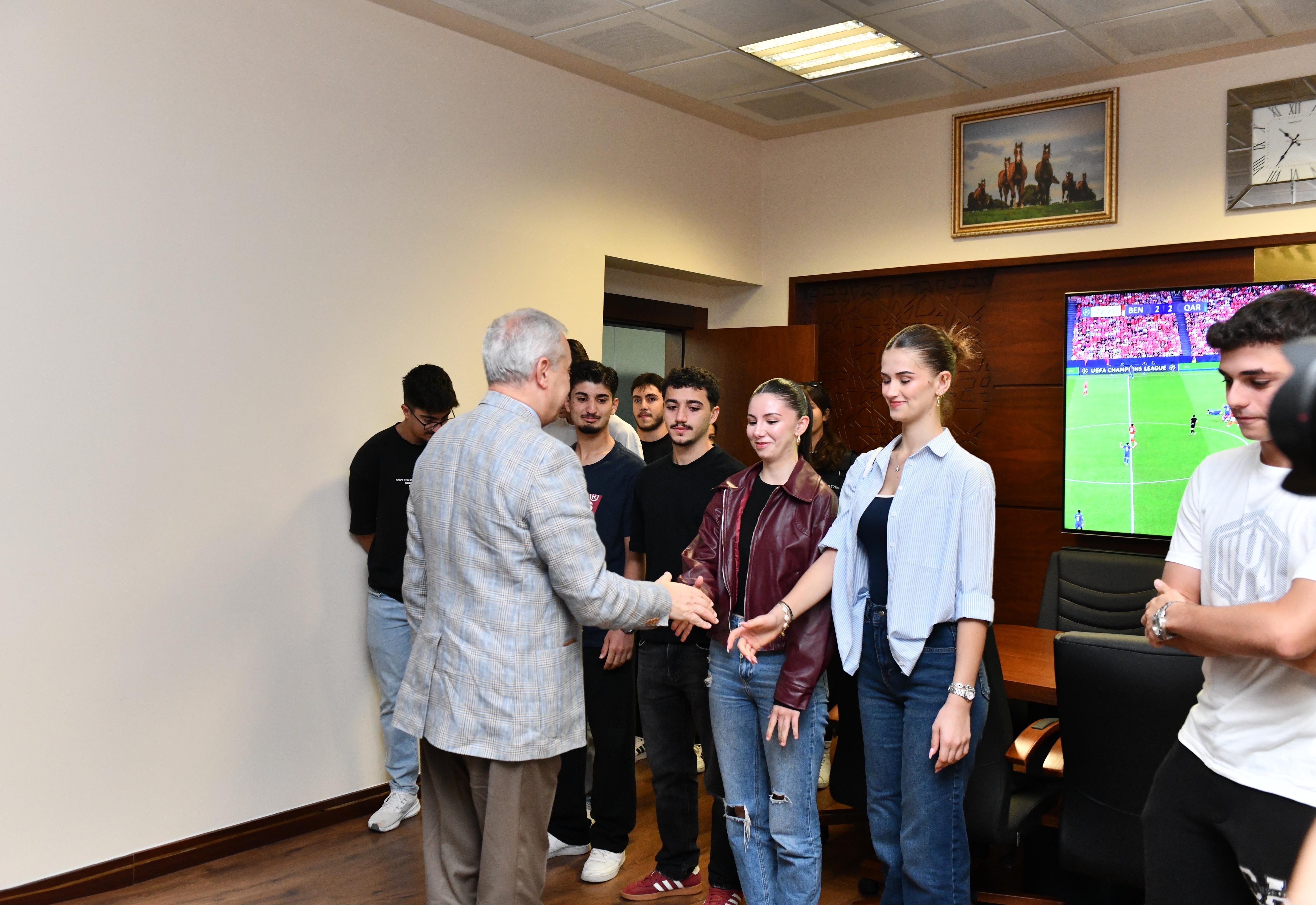 Mustafakemalpaşa Belediyesi’nden Büyük Gurur 17 Öğrenci Msü Ve Besyo Kazandı (5)