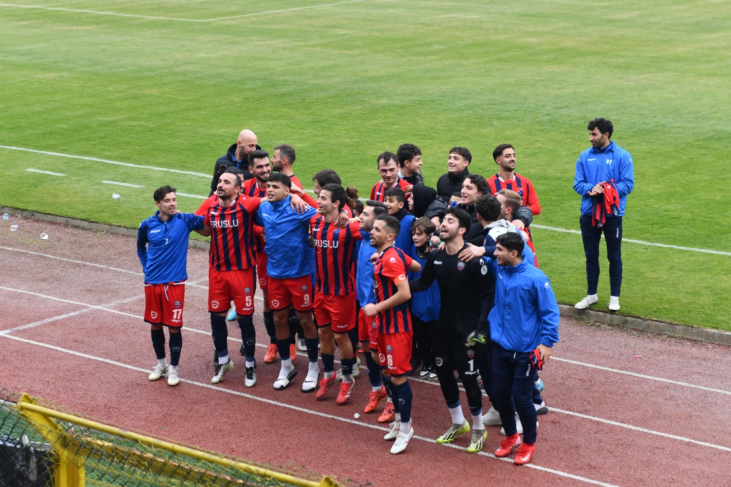 603751995 18420120421137232 8706393931162417364 N