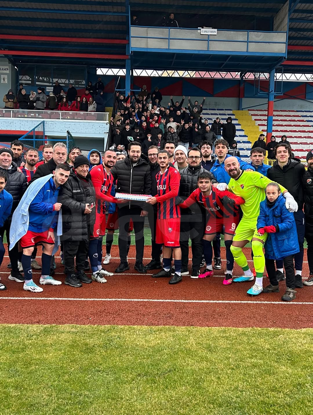 619027168 17861686026574790 2480688822240774655 N