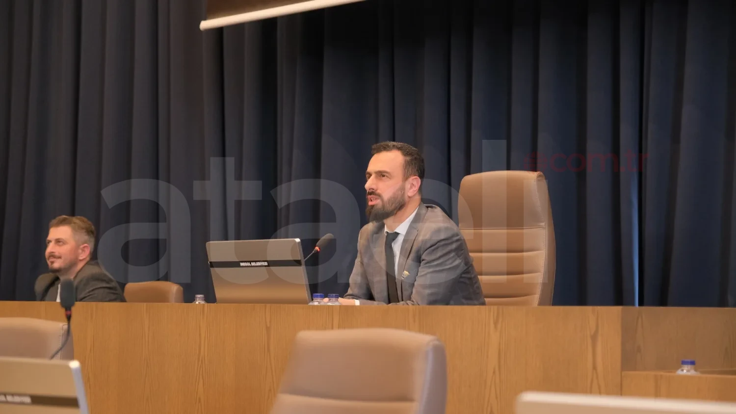 E056C5F1D9500Cdcfeb605Bec874D3E4C24Cf77B