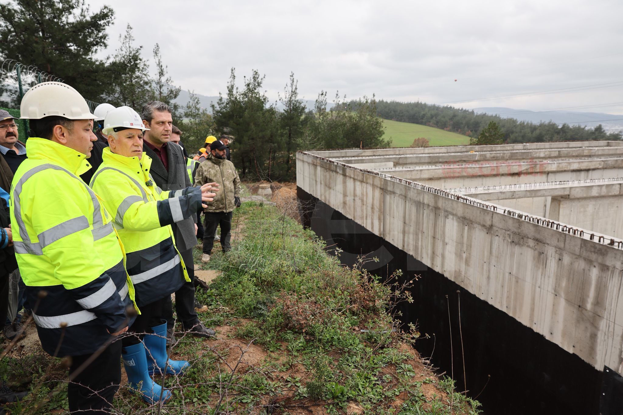 36822 M T Y5 O W Q1 Zj 1