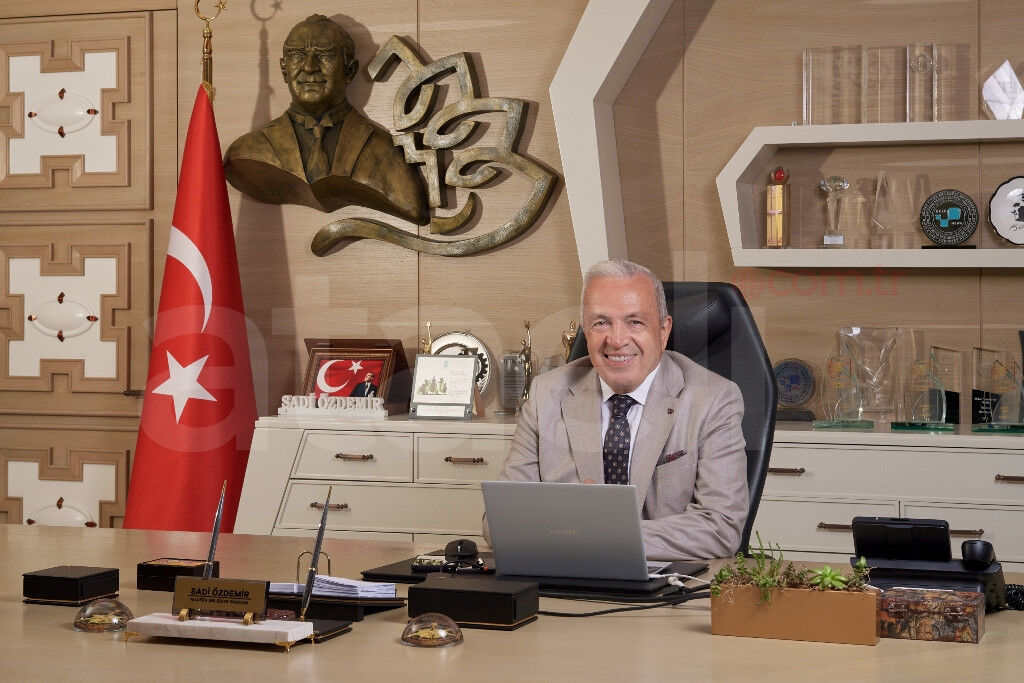 Şadi̇ Özdemi̇r (1)