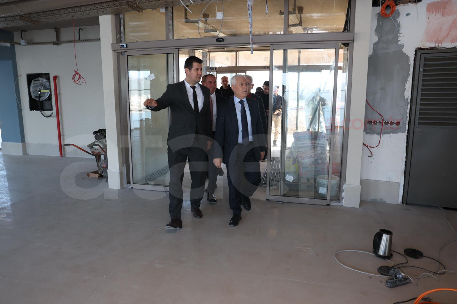 36876 M T Y5 Y T Y5 Mz 1