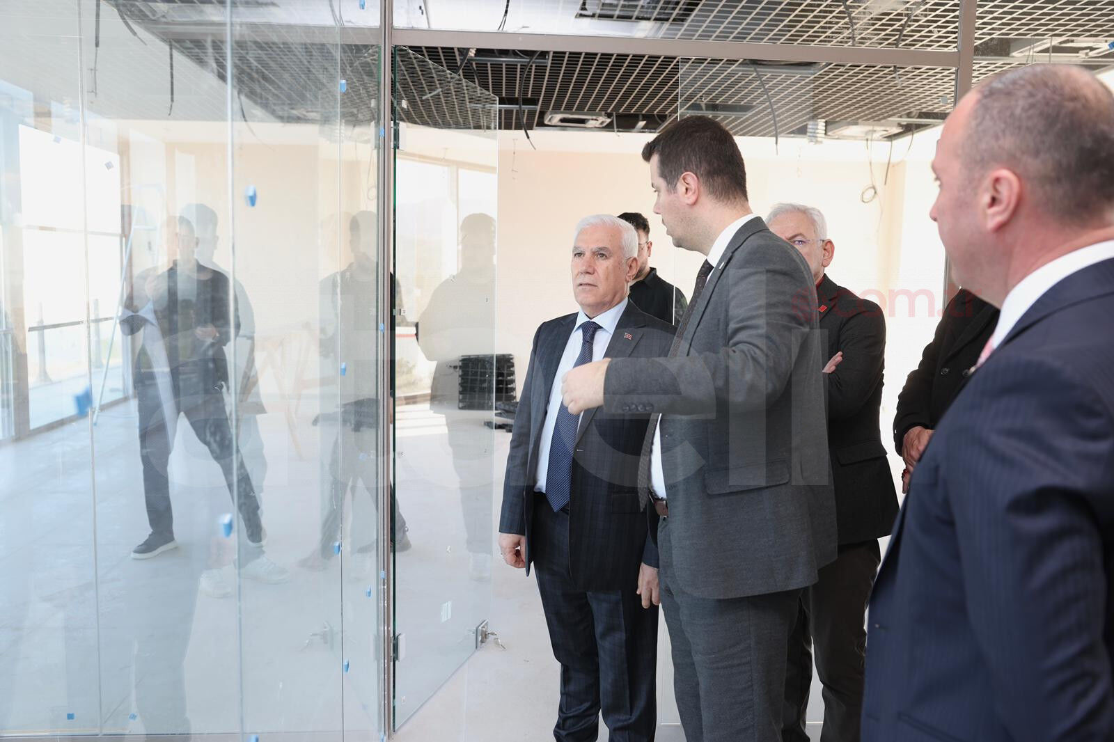 36876 M T Y5 Y T Y5 Mz 3