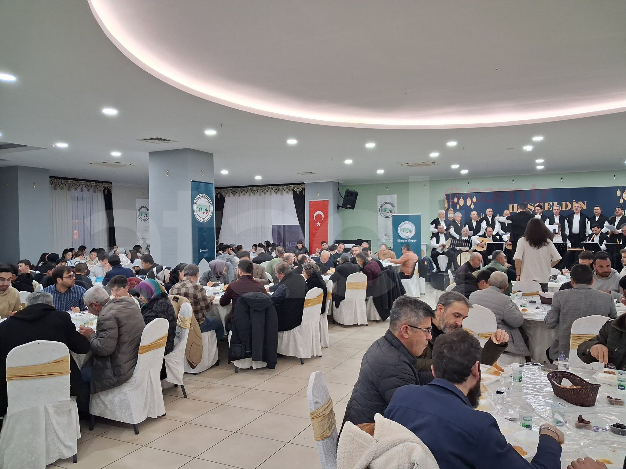 Fd0F10Ca E738 4D7F 8321 C52Bffd08873