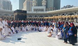 Yaren’in Dostu Adem Amca, Kâbe’den Selam Gönderdi!