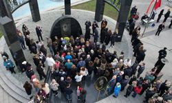 Nilüfer, Ata’sını Cumhuriyet Meydanı’nda andı