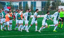 Yeşil-beyazlılar lideri devirdi!