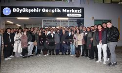 Başkan Bozbey’den Gençlere Sahur Ziyareti