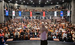 Saliha Erdim Yıldırımlılarla Buluştu: “İyilik Ailede Başlar”