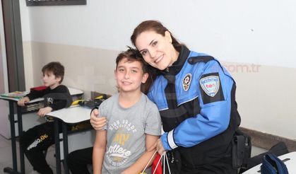 Yunuslar ve Şahinler Öğrencilerle Bir Araya Geldi