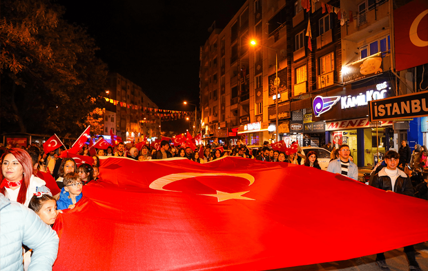 29 Ekim Cumhuriyet Bayramı Fener Alayı