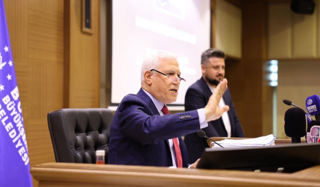 Bozbey’den Meclis Gerginliği Sonrası Açıklama: “Güneş balçıkla sıvanmaz”