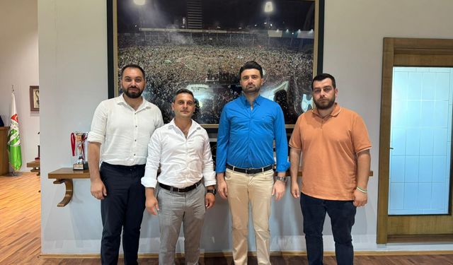 Mustafakemalpaşa Bursasporlular Derneği'nden Başkan Enes Çelik’e Anlamlı Ziyaret