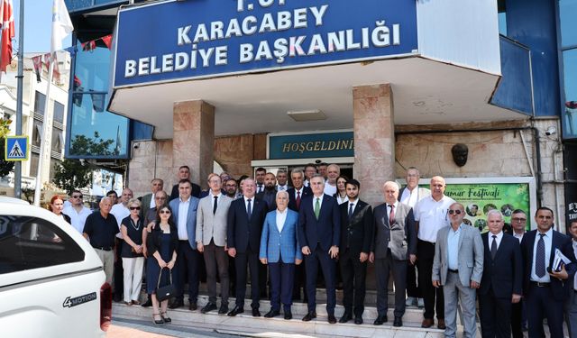 Başkan Bozbey Karacabey’de: “Çiftçinin Ürünü Tarlada Kalmasın”