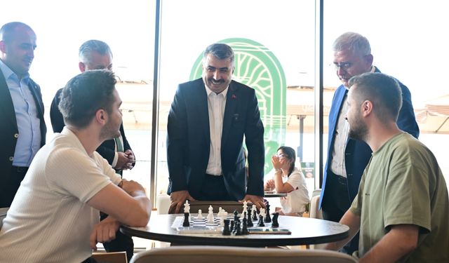 Başkan Oktay Yılmaz: “Hizmette önceliğimiz gençler”