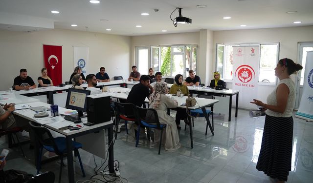 Güçlü Aile İçin Güçlü Eğitim: Bin Çifte Evlilik Öncesi Akademi