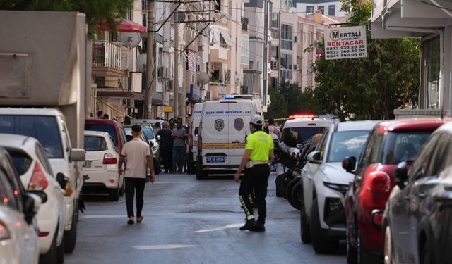 İzmir’de Polis Merkezine Silahlı Saldırı