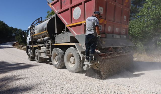 Büyükşehir’den tüm ilçelere asfalt desteği