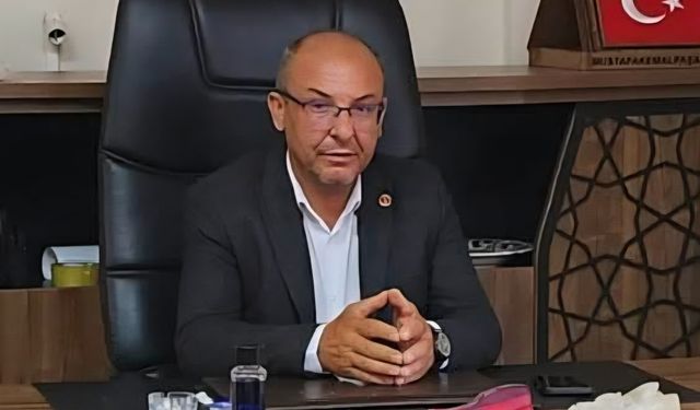 Mustafakemalpaşa Muhtarlar Derneği Başkanı Tuncay Akar'dan 29 Ekim Cumhuriyet Bayramı Mesajı