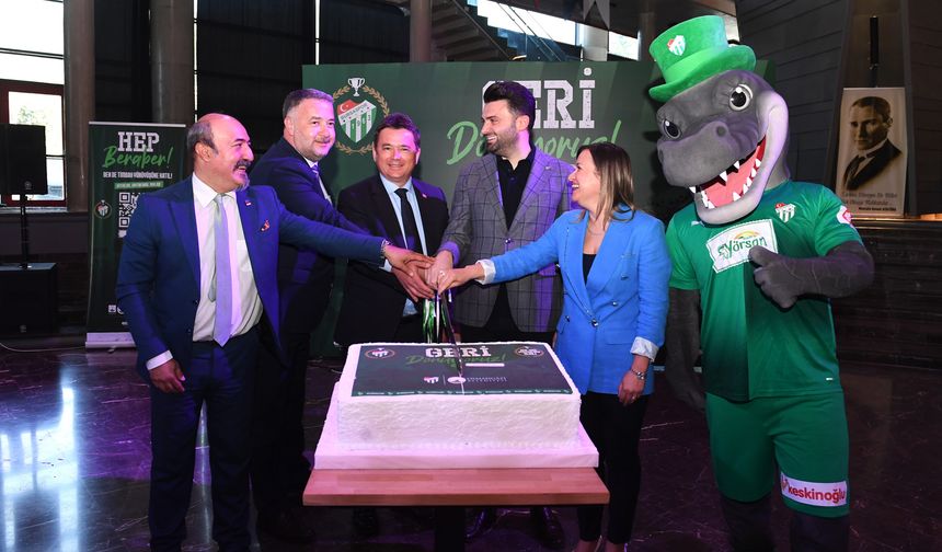 Osmangazi’den Bursaspor’un 15. Yıl Şampiyonluk Coşkusuna Görkemli Kutlama