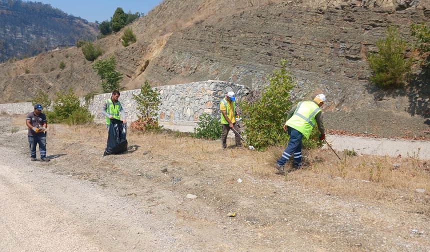 Bursa Büyükşehir, Yangın Sahasında Çift Koldan Mücadele Ediyor