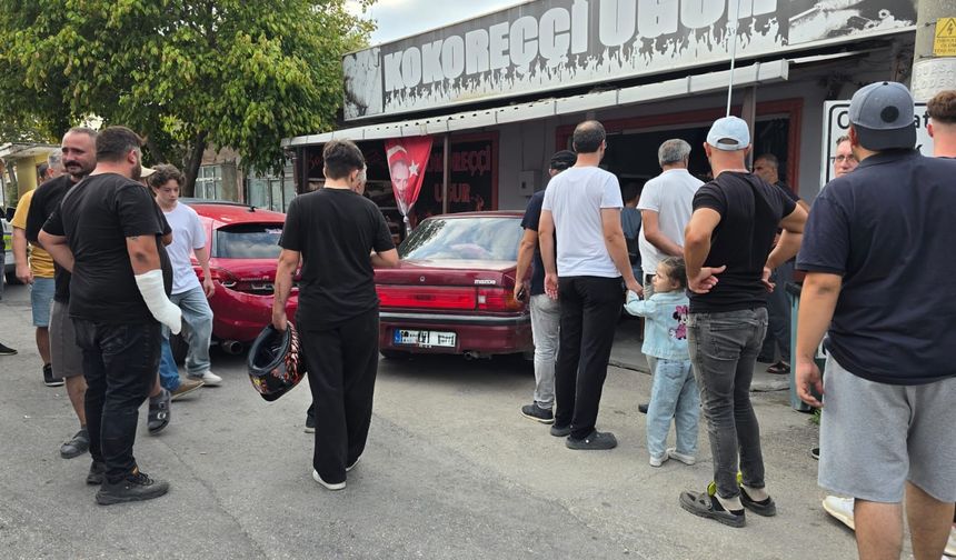 Kavşağa Yanlış Girdi, Kokoreççiye Daldı!
