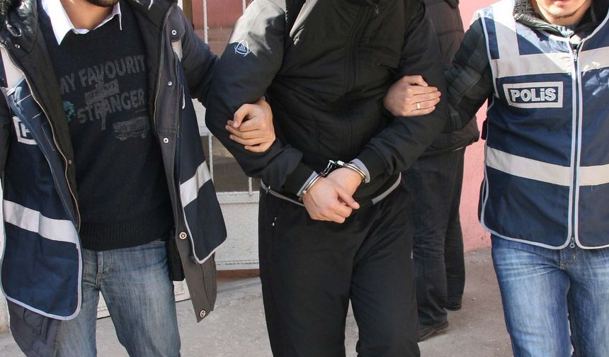 Yangına Sebep Oldular: Havai Fişek Atan 4 Şüpheli Gözaltında