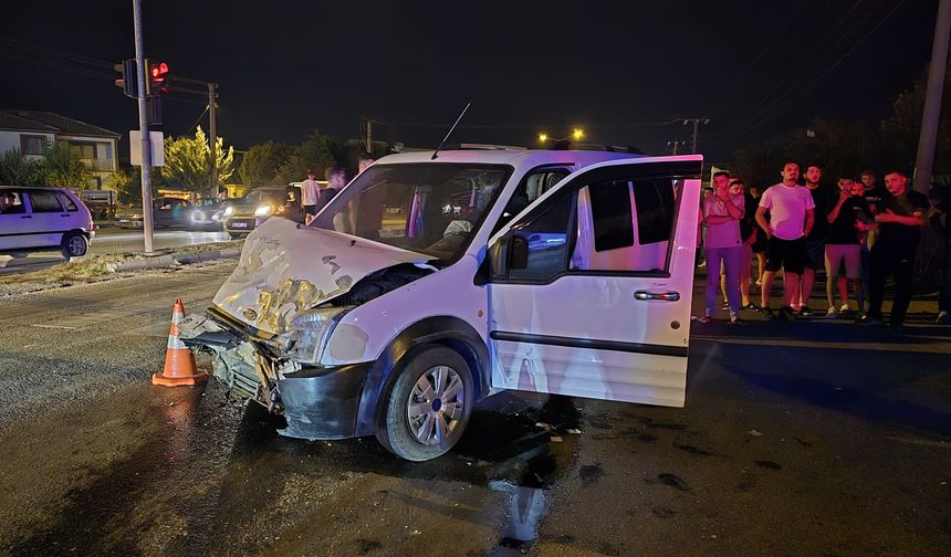 Camdan Fırladı, Kaldırıma Düştü!