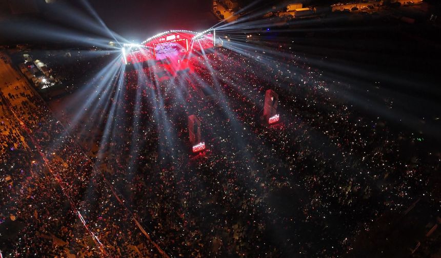 Bursa tek yürek, Yaşasın Cumhuriyet