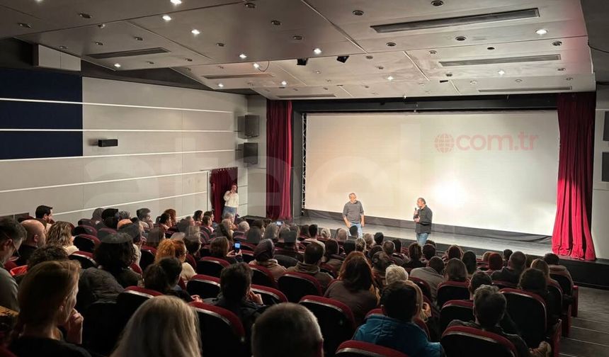 Özcan Alper Nilüfer’de Sinemaseverlerle Buluştu