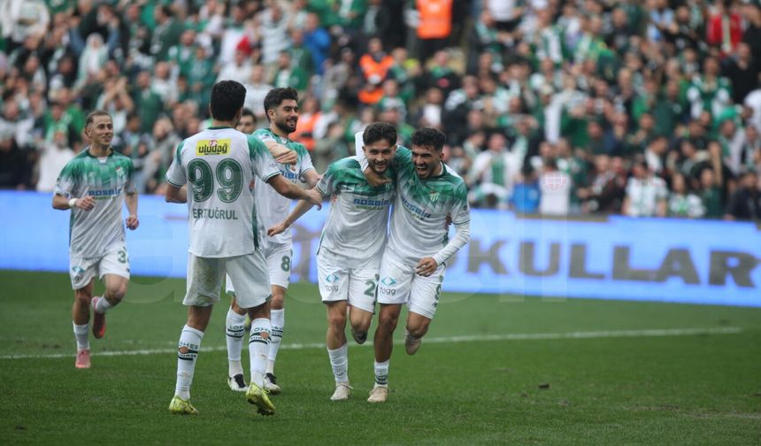 Bursaspor Rövanşı Farklı Aldı: 4-0